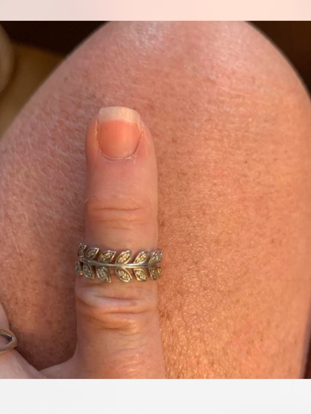Delicate Sterling Silver Leaf Band Ring - Women Jewelry
